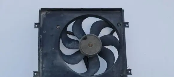 Volkswagen Golf IV Radiator cooling fan shroud 1J0121207