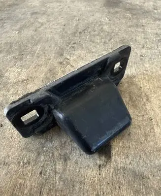 Renault Master III Sliding door middle rail 82476642R