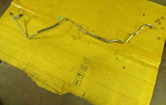 Renault Megane II Air conditioning (A/C) pipe/hose 8200359686