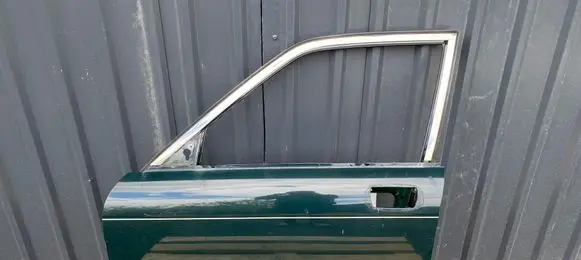 Jaguar XJ X308 Front door