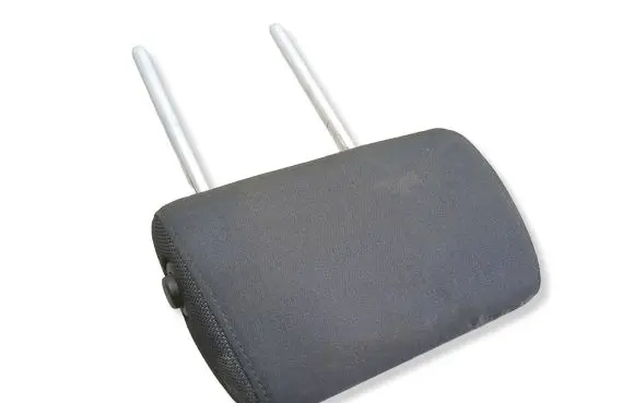 BMW 1 E82 E88 Rear seat headrest 