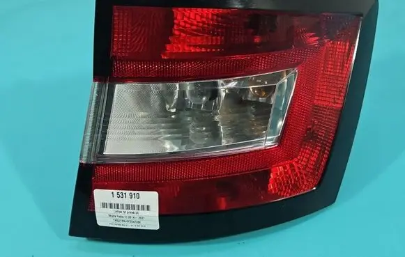 Skoda Fabia Mk3 (NJ) Rear/tail lights 6V9945096 IMPRK1531910
