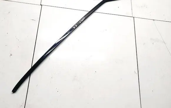Land Rover Range Rover Evoque L538 Front door glass trim molding bj32208a97a bj32-208a97-a