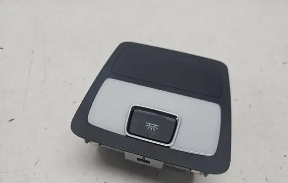 Audi Q7 4L Rear seat light 4L0947163