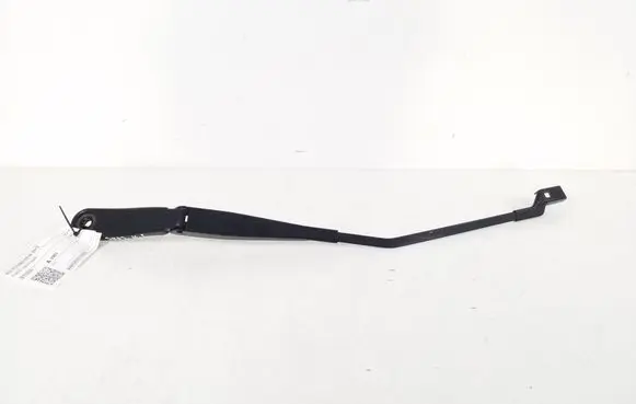 Volvo V60 Front wiper blade arm 30753508