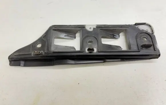Volkswagen Jetta V Front bumper mounting bracket 1K0807184