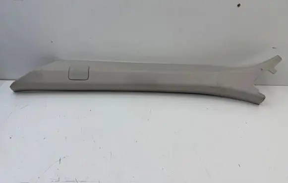 Land Rover Discovery 4 - LR4 (A) pillar trim 631240002