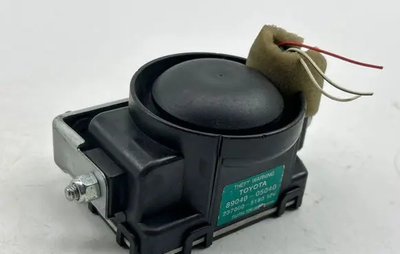 Toyota Avensis T270 Alarm system siren 2370005180