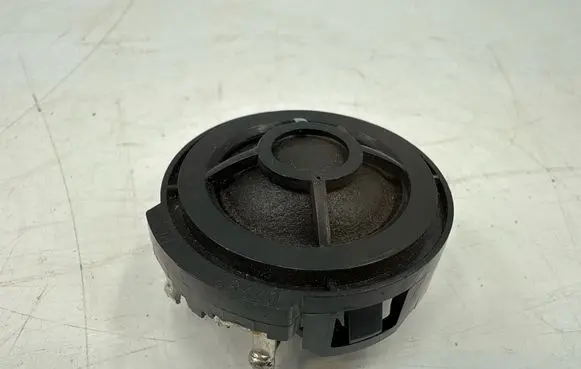 Audi RS4 B7 Front door high frequency speaker 8E0035399