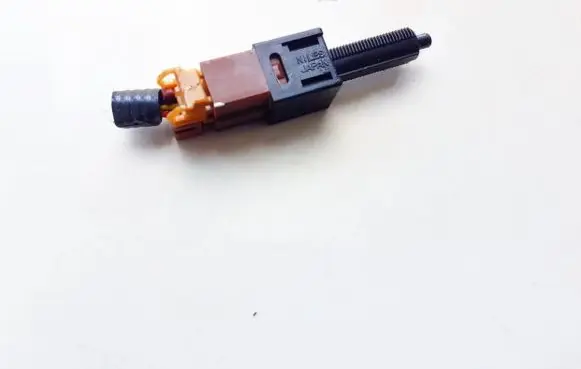 Nissan Almera N16 Brake pedal sensor switch