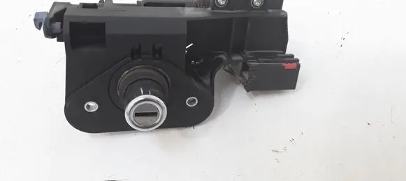 Opel Meriva A Tailgate exterior lock 09183495