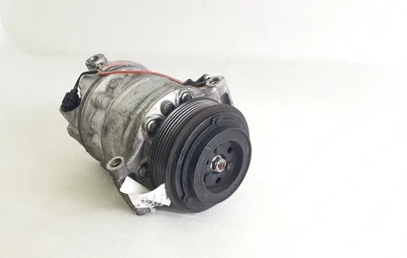 Jaguar E-Pace Air conditioning (A/C) compressor (pump) CPLA19D629BH