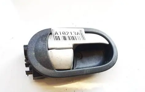 Mitsubishi Colt Front door interior handle 