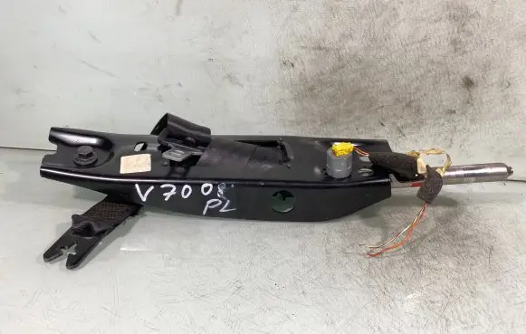 Volvo V70 Front seatbelt 6041213rh