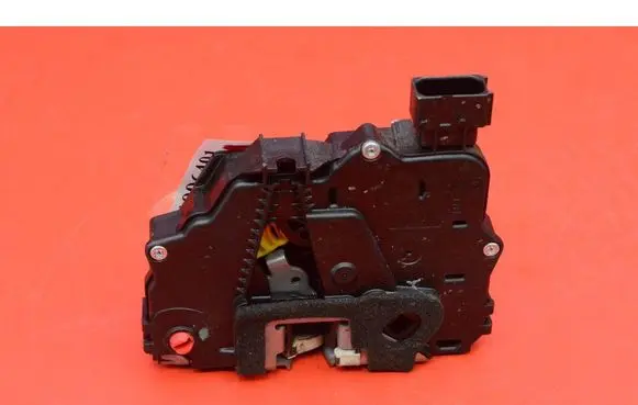 Opel Meriva B Rear door lock 13279836EX