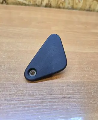 Radiator mount bracket