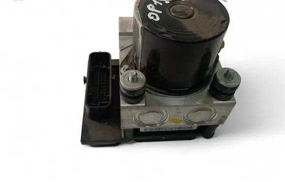 Skoda Fabia Mk2 (5J) ABS Pump 6R0907379AL