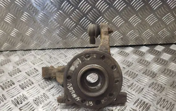 Opel Astra H Front wheel hub