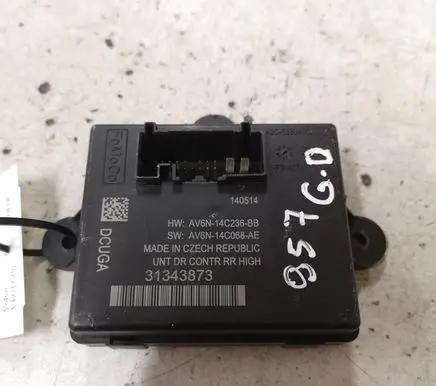 Volvo V40 Door control unit/module 31343873