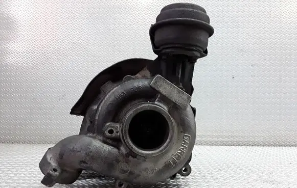 Audi A8 S8 D2 4D Turbo 057145701E
