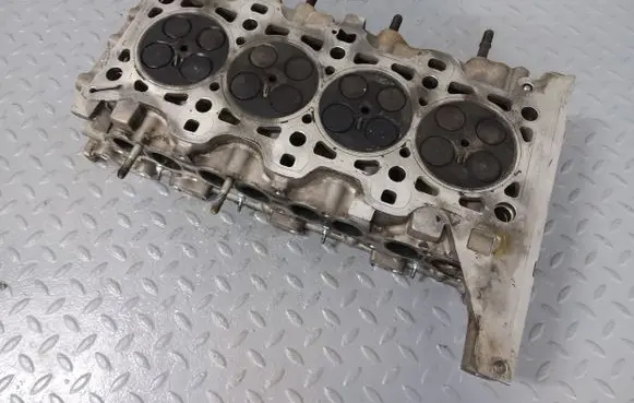 KIA Sorento Engine head 221112F600