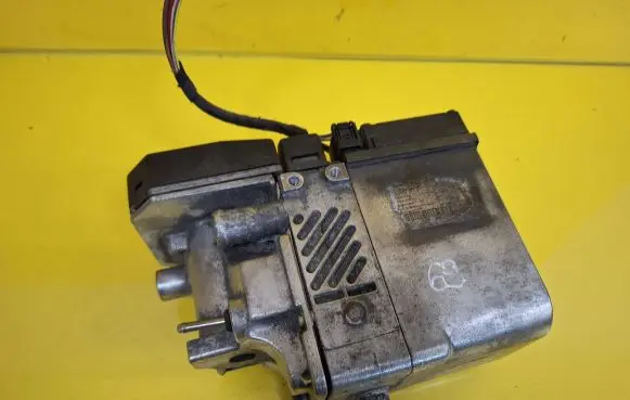 Mercedes-Benz E W210 Auxiliary pre-heater (Webasto) 2105005098 66633A