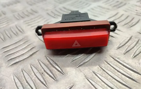Honda FR-V Hazard light switch