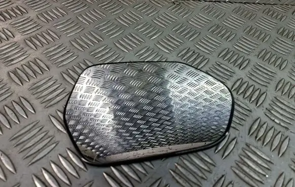 Toyota Corolla E210 E21 Wing mirror glass 9301303