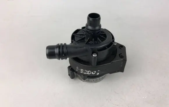 Peugeot 2008 II Electric auxiliary coolant/water pump 9827567880