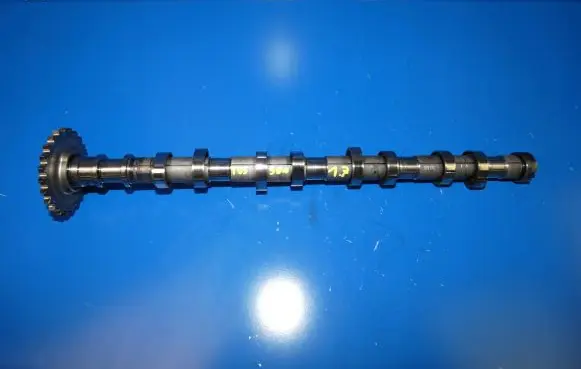 Hyundai Tucson TL Camshaft 