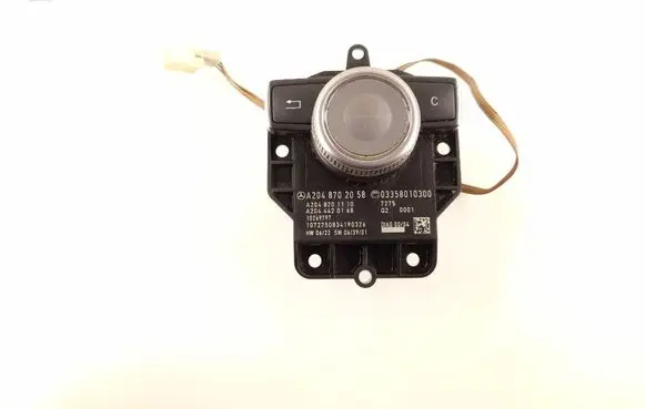 Mercedes-Benz C W204 Head unit multimedia control 2048702058 2048704658