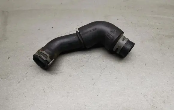 Mercedes-Benz A W169 Engine coolant pipe/hose A6400100382