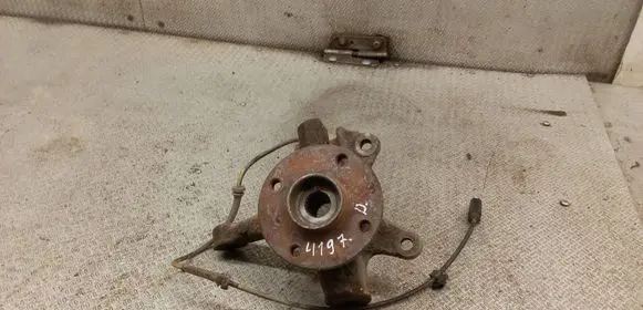 Toyota Aygo AB10 Front wheel hub spindle knuckle 