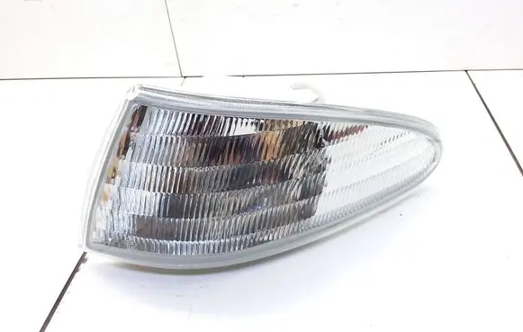 Ford Mondeo MK I Front indicator light 084311504 4311504