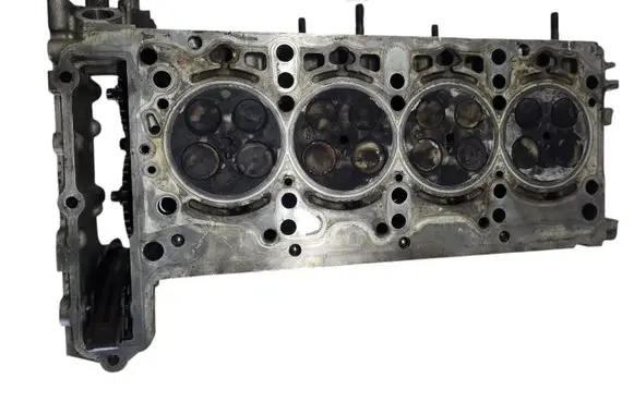 Mercedes-Benz Sprinter W906 Engine head 