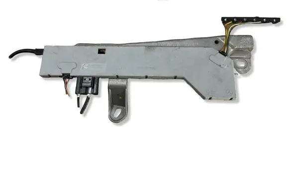 Mercedes-Benz E W211 Aerial antenna filter A2118204189