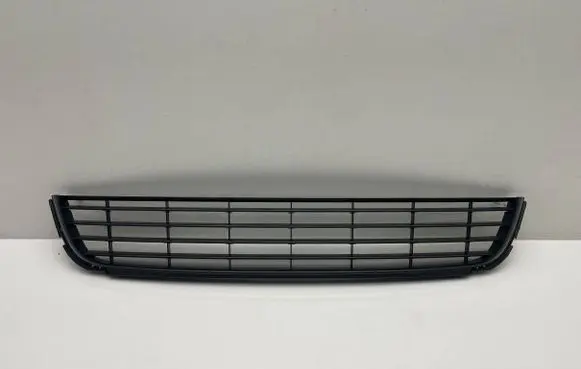 Volkswagen Golf VI Front bumper lower grill 5K0853677A