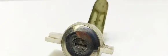 Renault Scenic I Front door lock (next to the handle) 