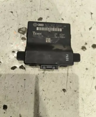 Audi A3 S3 8P Gateway control module 1K0907530D 1K0907951