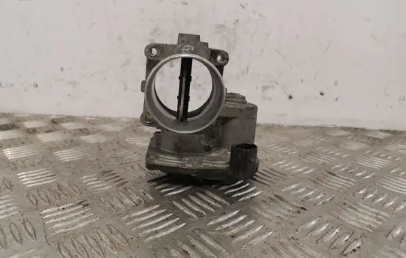 Hyundai Santa Fe Throttle valve 35102F600