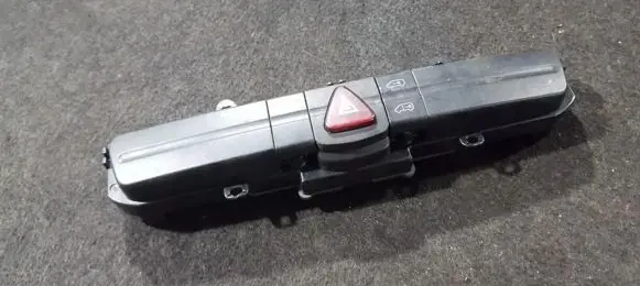 Volkswagen Crafter Hazard light switch