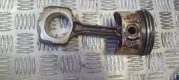 Renault Megane I Piston with connecting rod