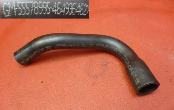 Opel Corsa D Breather hose/pipe 55578995