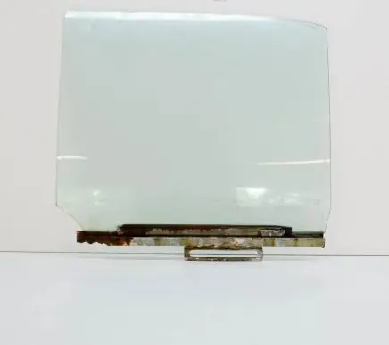 Mercedes-Benz 250 280 W108 Rear door window glass A1087350309 1087350309