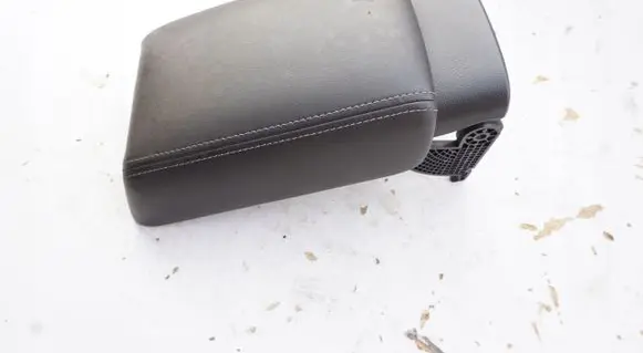 Chevrolet Captiva Armrest 