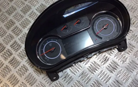 Opel Insignia A Speedometer (instrument cluster) 23438130