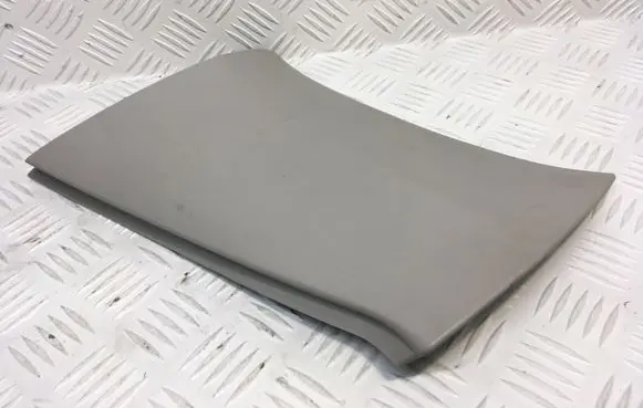 Peugeot 307 (D)pillar trim (top) 9638933977