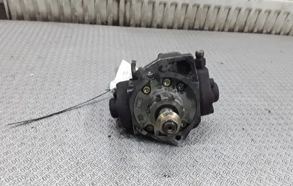 Fuel injection high pressure pump
