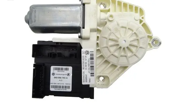 Volkswagen Scirocco Front door window regulator motor 1Q0959701H 5K0959793A