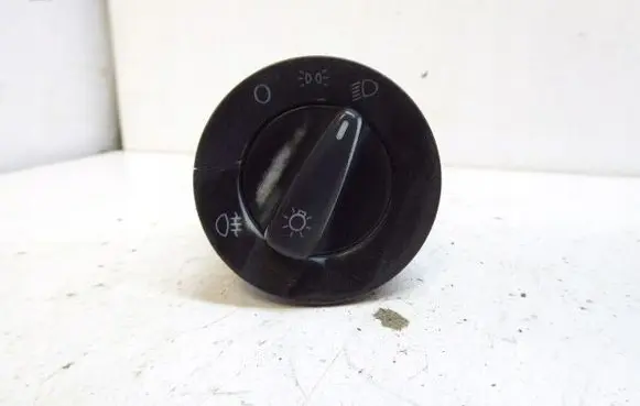 Volkswagen Polo III 6N 6N2 6NF Light switch